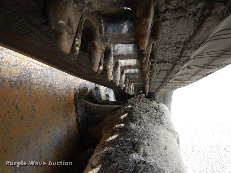 image for item DJ3486 2014 John Deere 333E  tracked skid steer loader