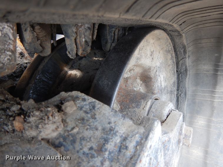 image for item DJ3486 2014 John Deere 333E  tracked skid steer loader