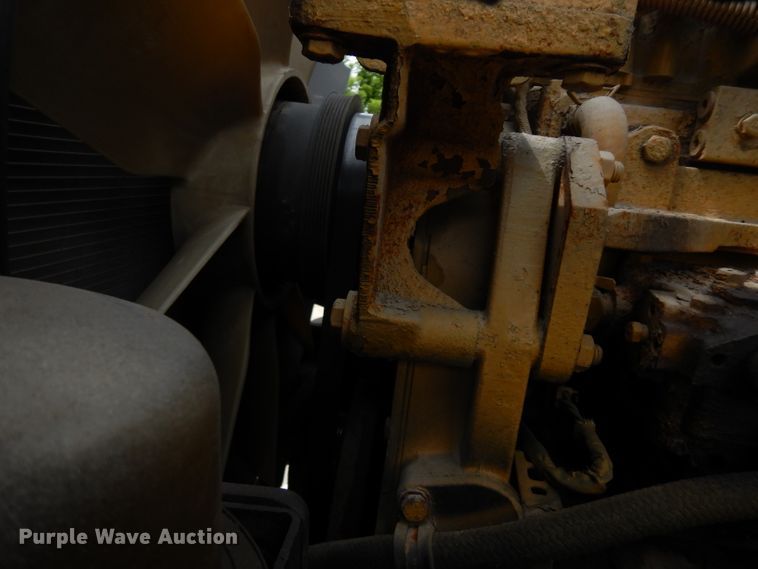 image for item DJ4337 2002 Freightliner FL112  truck cab and chassis