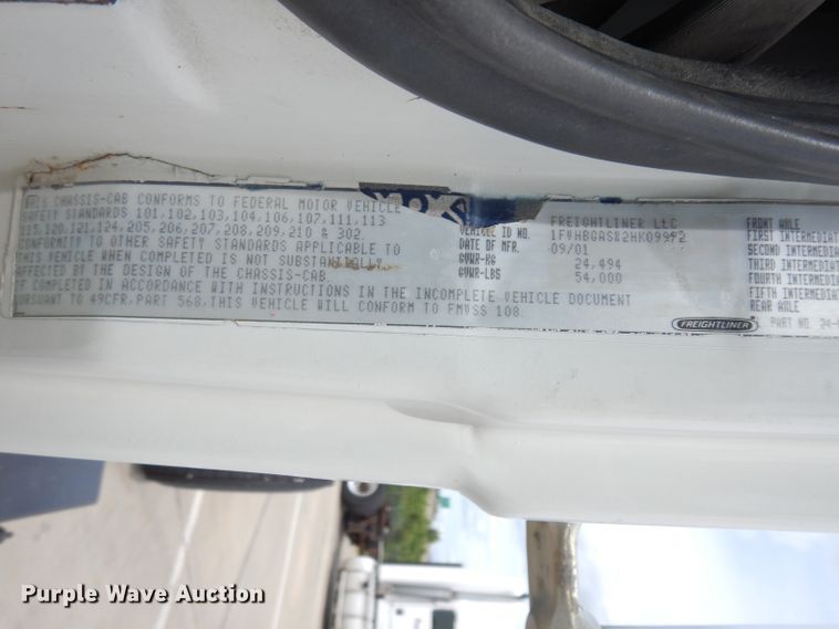 image for item DJ4337 2002 Freightliner FL112  truck cab and chassis