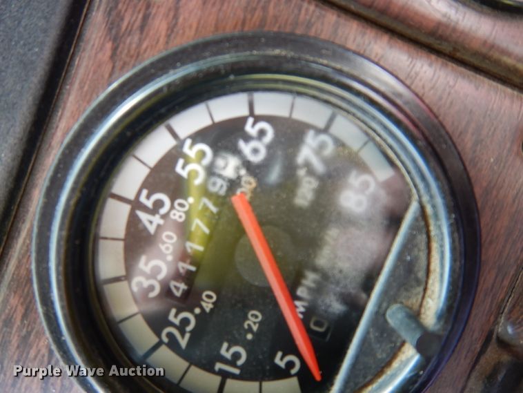 image for item DJ4345 2002 Freightliner FLD  crane truck