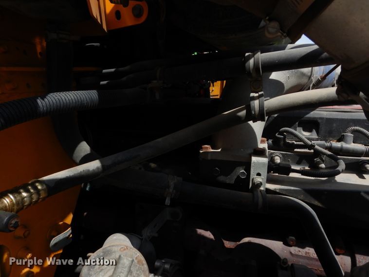 image for item DJ4345 2002 Freightliner FLD  crane truck