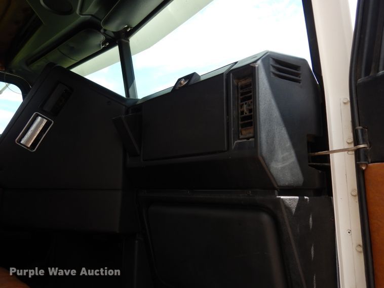 image for item DJ4345 2002 Freightliner FLD  crane truck