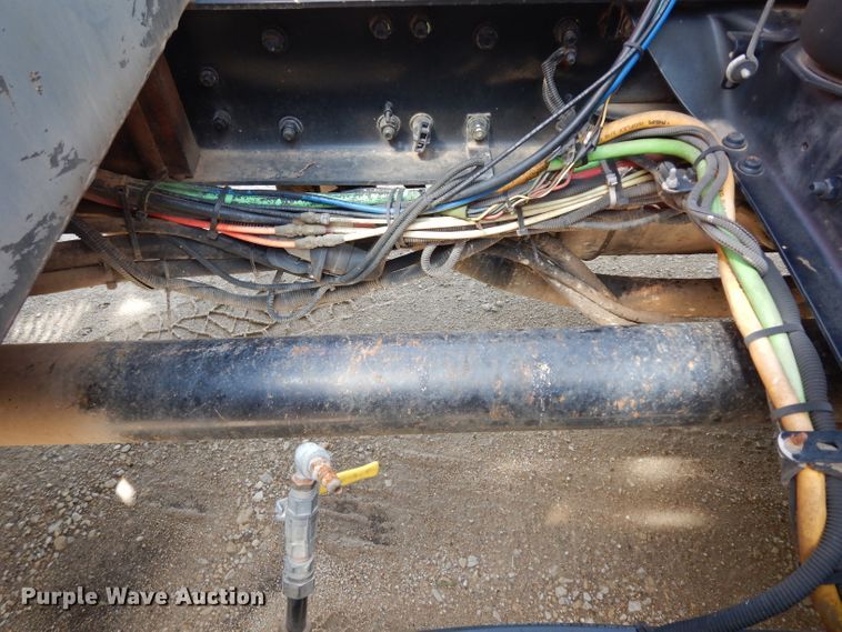 image for item DJ4345 2002 Freightliner FLD  crane truck