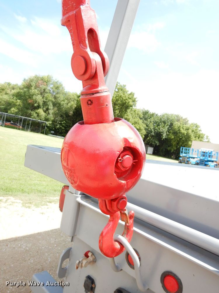 image for item DJ4345 2002 Freightliner FLD  crane truck