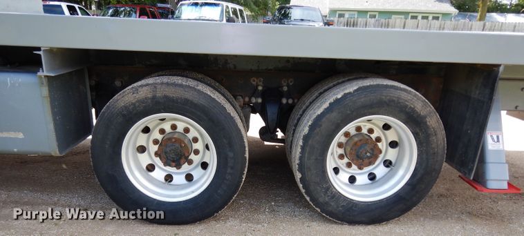 image for item DJ4345 2002 Freightliner FLD  crane truck