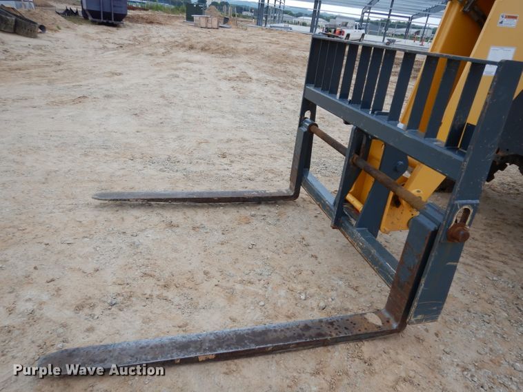 image for item DJ4347 Gehl RS8-42  telehandler