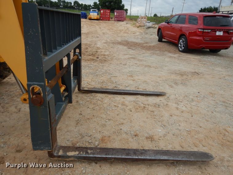 image for item DJ4347 Gehl RS8-42  telehandler