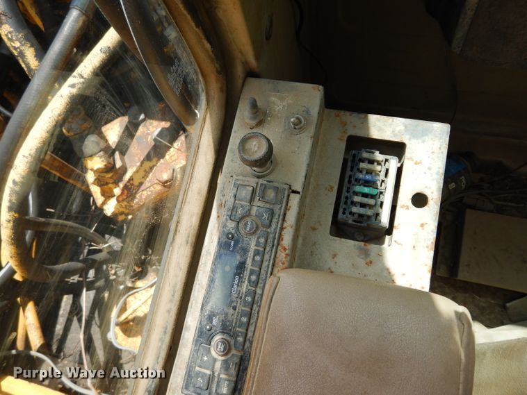 image for item DJ4351 1987 Komatsu PC120  excavator