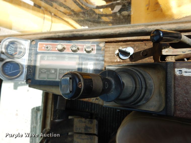 image for item DJ4351 1987 Komatsu PC120  excavator