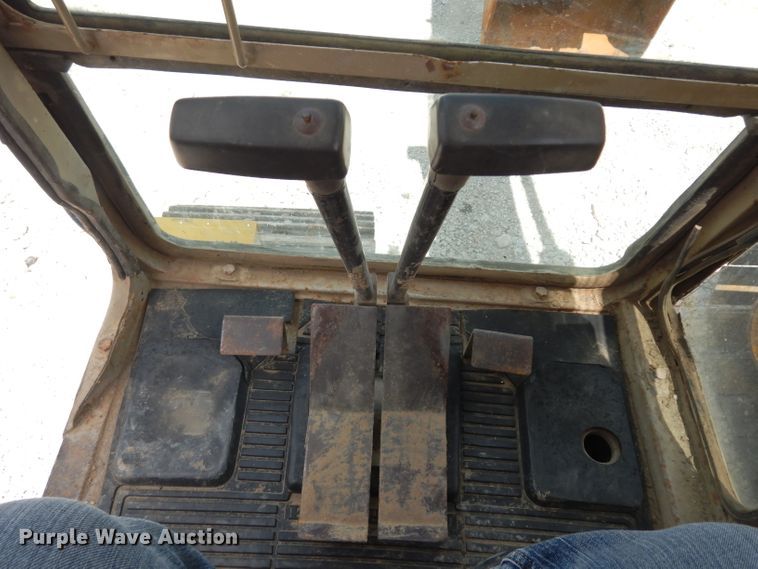 image for item DJ4351 1987 Komatsu PC120  excavator