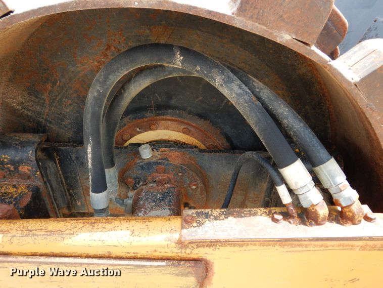 image for item DJ4352 Hyster C612B  vibratory single drum roller