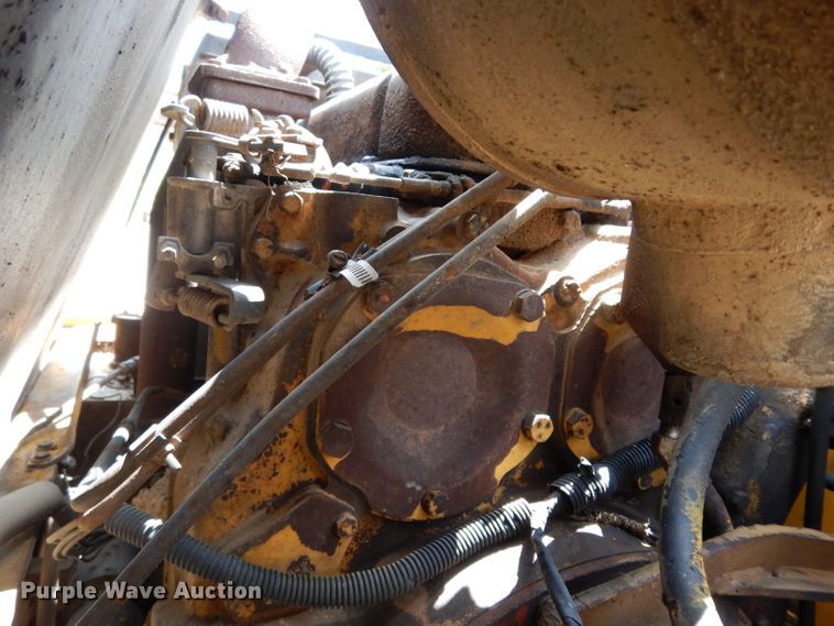 image for item DJ4352 Hyster C612B  vibratory single drum roller