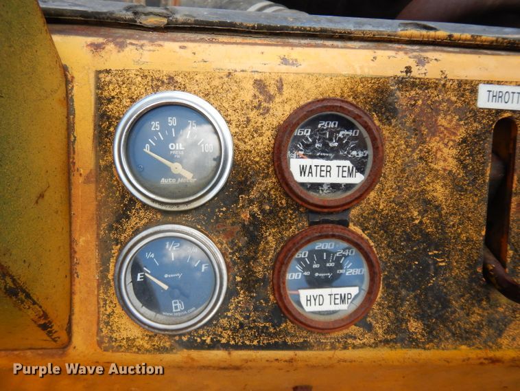 image for item DJ4352 Hyster C612B  vibratory single drum roller