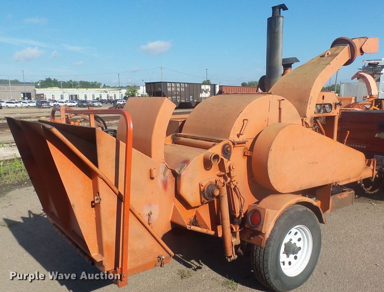 image for item DX9230 Morbark 17 wood chipper