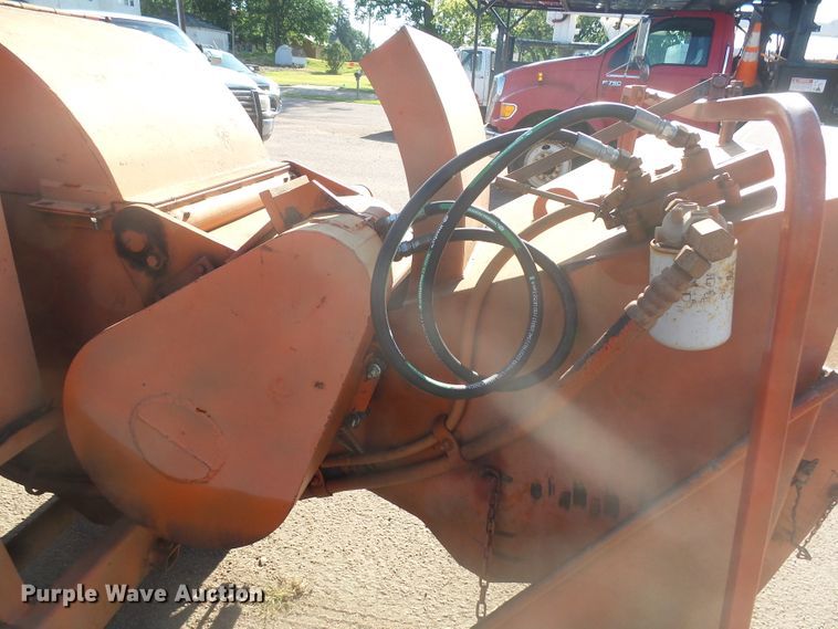 image for item DX9230 Morbark 17 wood chipper