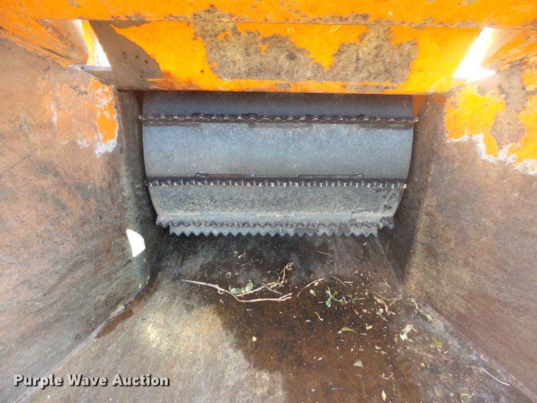 image for item DX9230 Morbark 17 wood chipper