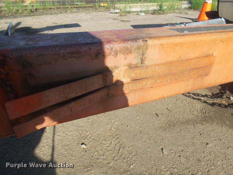 image for item DX9230 Morbark 17 wood chipper