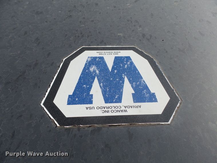 image for item DX9231 2003 GMC 6500  flatbed truck