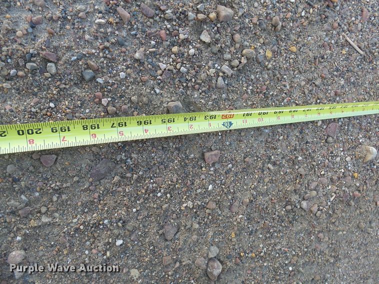 image for item DX9231 2003 GMC 6500  flatbed truck