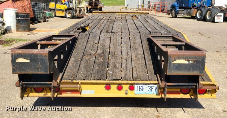 image for item EL9908 1997 Trail King TK18-2200 equipment trailer