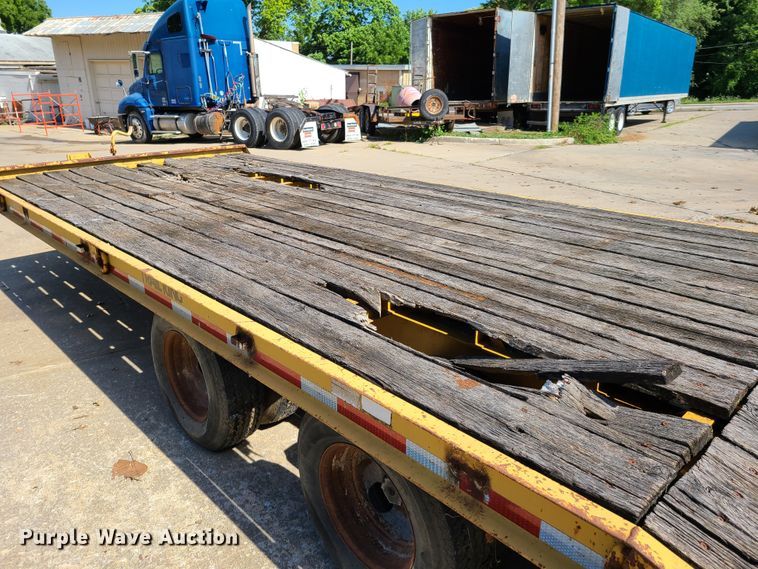 image for item EL9908 1997 Trail King TK18-2200 equipment trailer