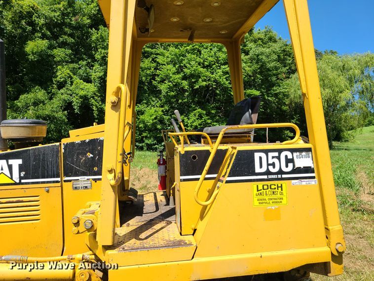 image for item EL9911 1994 Caterpillar D5C  dozer