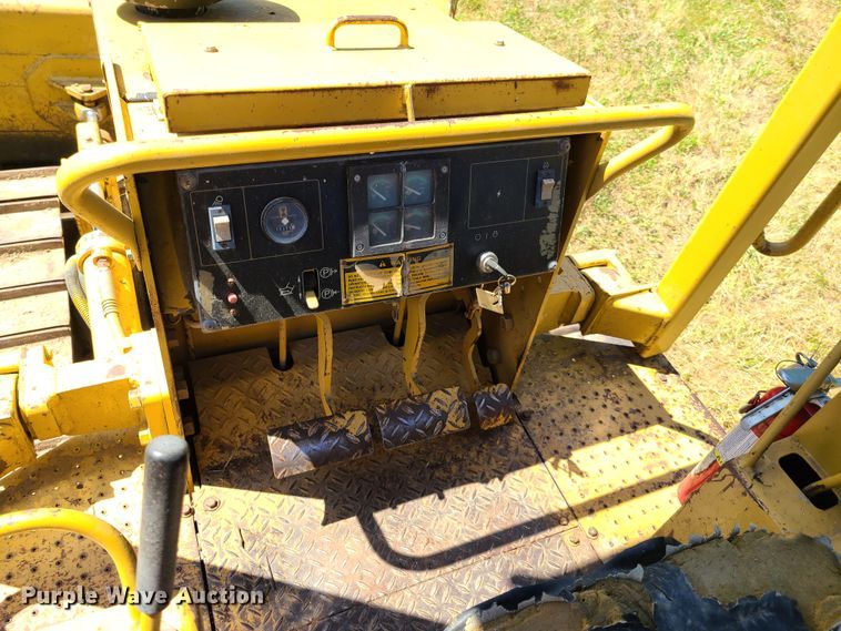 image for item EL9911 1994 Caterpillar D5C  dozer