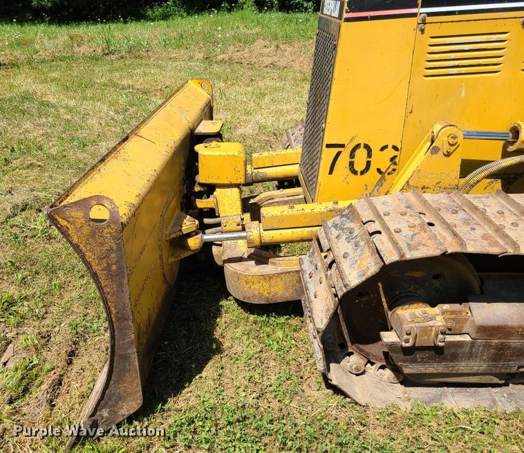 image for item EL9911 1994 Caterpillar D5C  dozer