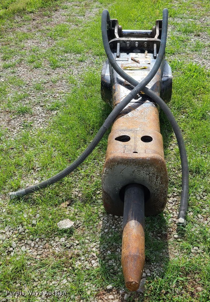 image for item EL9927 Caterpillar H120C breaker