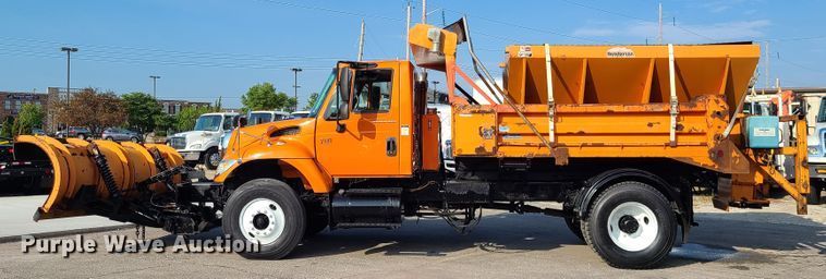 image for item EL9959 2006 International 7400  dump truck