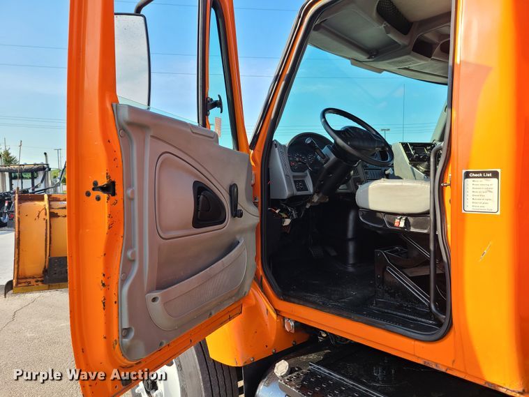 image for item EL9959 2006 International 7400  dump truck