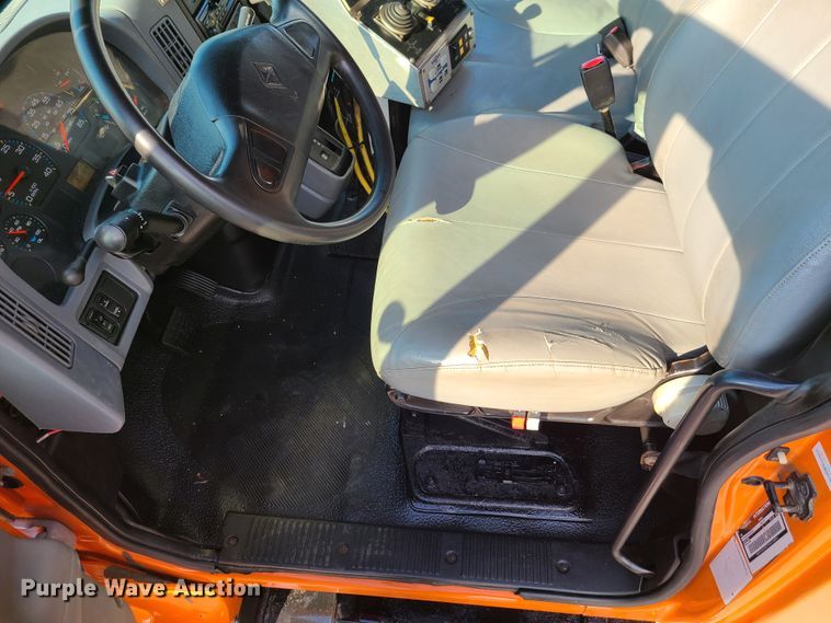 image for item EL9959 2006 International 7400  dump truck