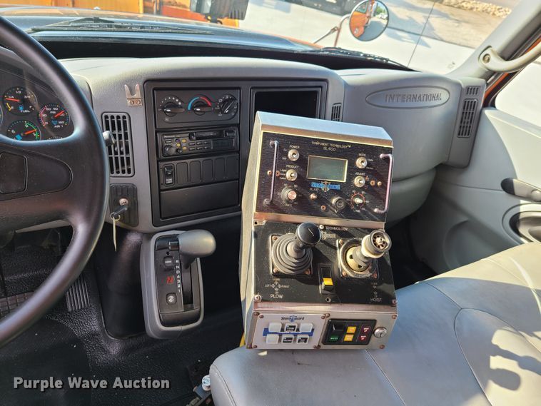 image for item EL9959 2006 International 7400  dump truck