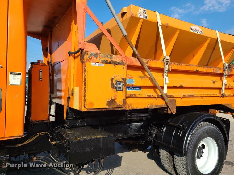 image for item EL9959 2006 International 7400  dump truck