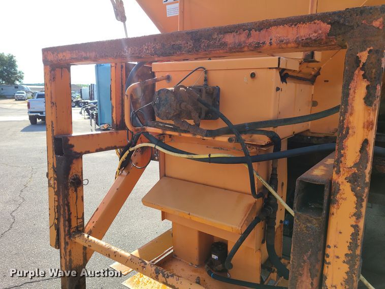 image for item EL9959 2006 International 7400  dump truck