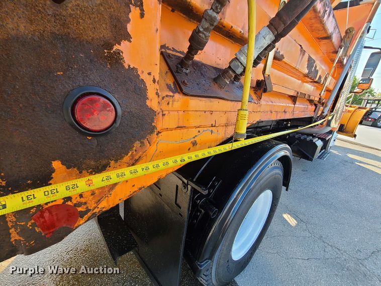 image for item EL9959 2006 International 7400  dump truck