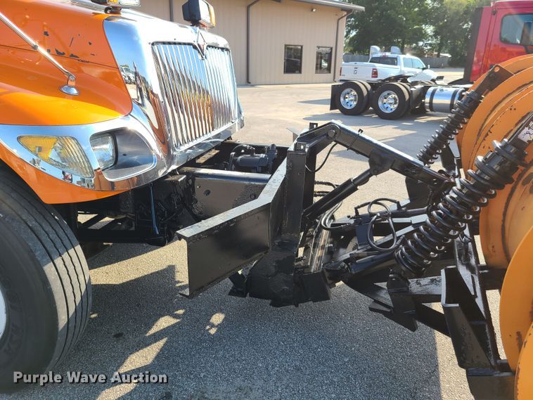 image for item EL9959 2006 International 7400  dump truck