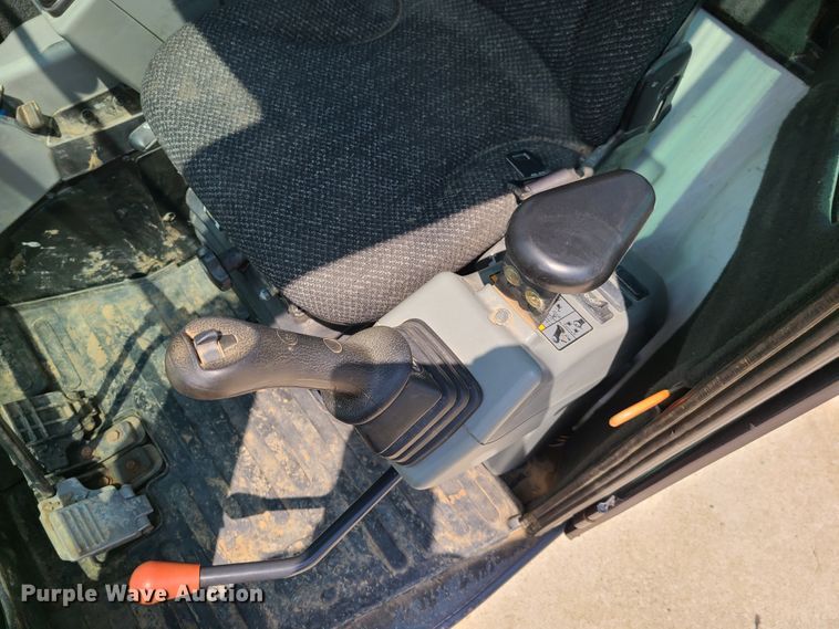 image for item EL9974 Bobcat E32  mini excavator