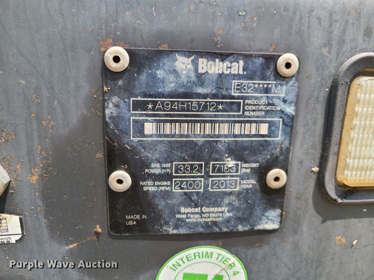 image for item EL9974 Bobcat E32  mini excavator