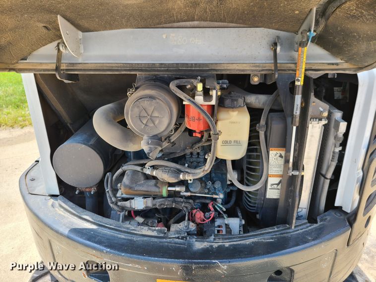 image for item EL9974 Bobcat E32  mini excavator