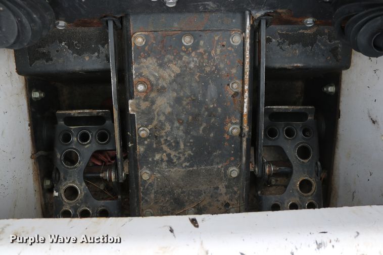 image for item EP9668 2012 Bobcat S100  skid steer loader