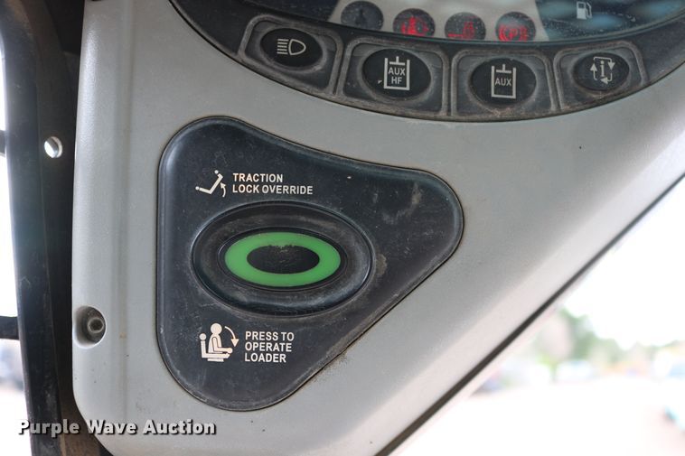 image for item EP9675 2011 Bobcat S100  skid steer loader