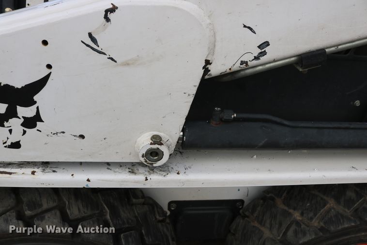 image for item EP9675 2011 Bobcat S100  skid steer loader