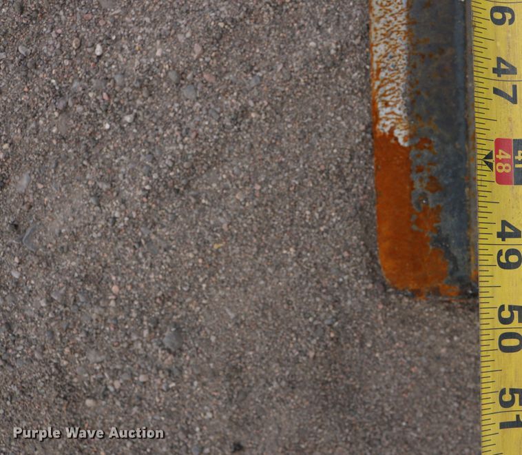 image for item EP9675 2011 Bobcat S100  skid steer loader