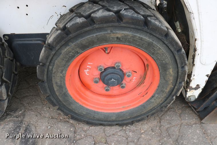 image for item EP9675 2011 Bobcat S100  skid steer loader