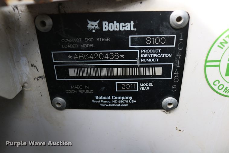 image for item EP9675 2011 Bobcat S100  skid steer loader