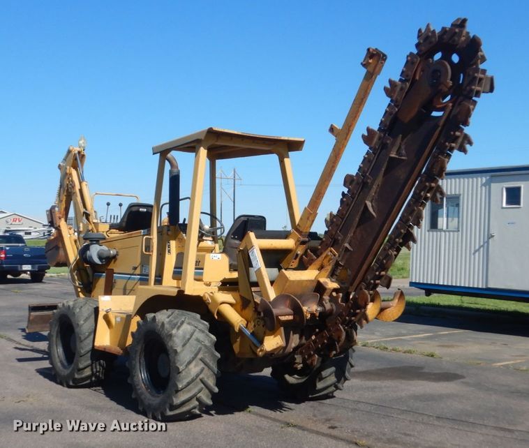 image for item FK9410 2004 Vermeer V120  trencher