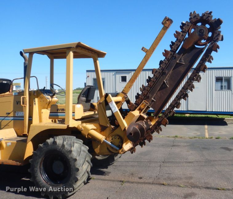 image for item FK9410 2004 Vermeer V120  trencher