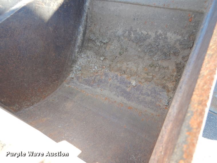 image for item FK9410 2004 Vermeer V120  trencher